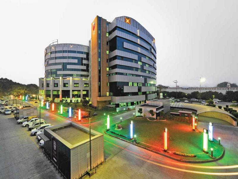 BLK Super Specialty Hospital - Free Dialysis In Delhi