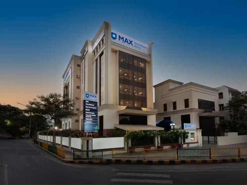 Max Super Speciality Hospital - Top 10 Cancer Hospital In Noida