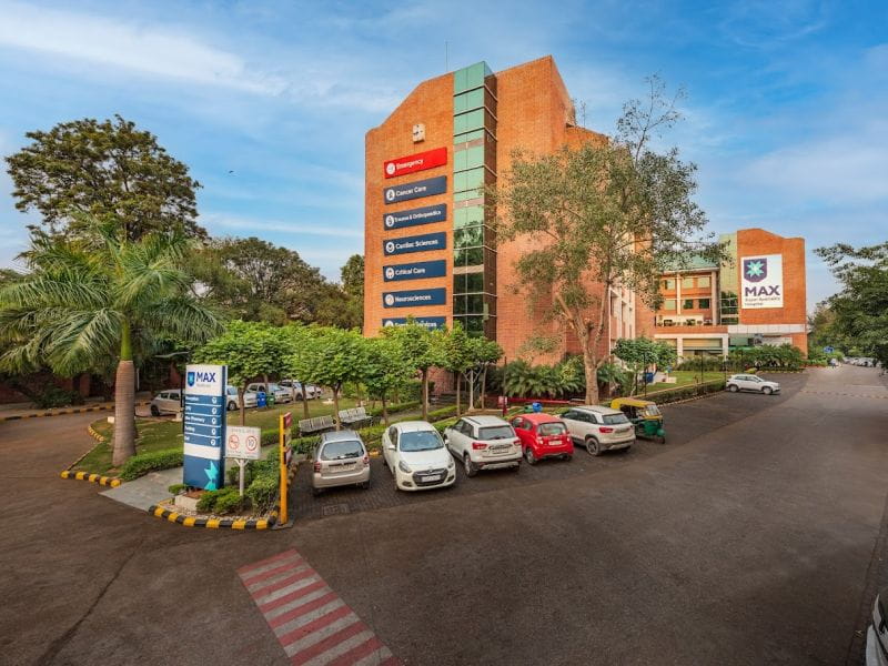 Max Super Specialty Hospital - Top Cancer Hospital In Chandigarh