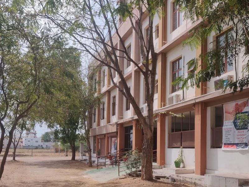 Nishanthm Senior Citizen Home - Old Age Home Monthly Cost In Coimbatore