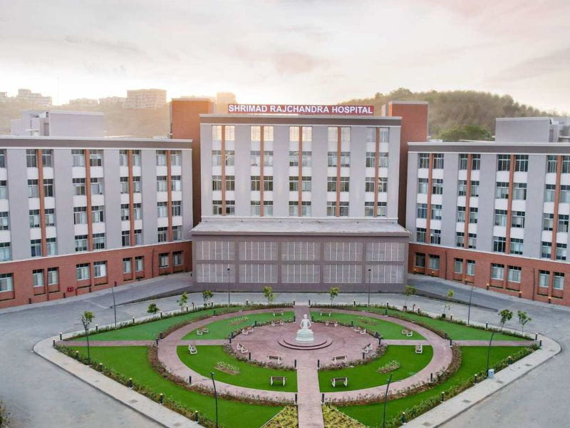Shrimad Rajchandra Hospital And Research Centre - Top 10 Cancer Hospital In Valsad