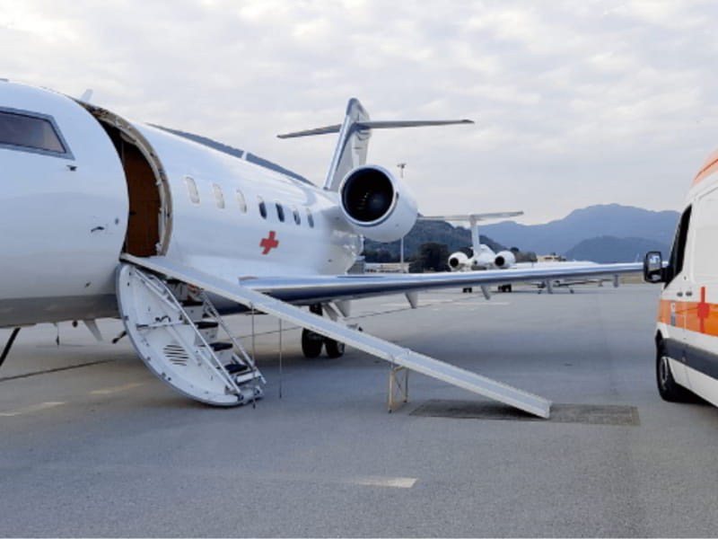 Vedanta Air Ambulance - Air Ambulance Service In Kolkata