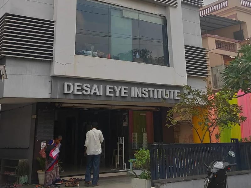 Desai Eye Institute & Research Center - Top 10 Eye Hospital In Vadodara