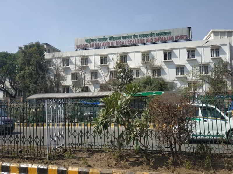 VMMC & Safdarjung Hospital - Top 10 Government Hospital In Delhi