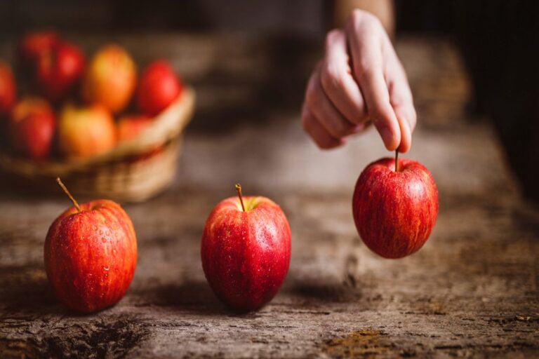 Apple Khane Ke Fayde