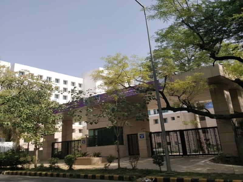 Lady Hardinge Medical College and Hospital (LHMC) - Best Government Hospital In Delhi For Liver