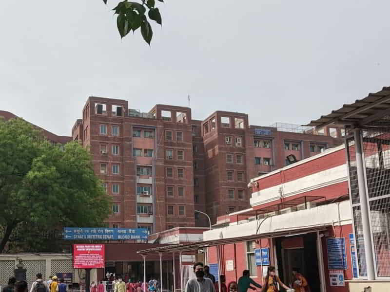 Lok Nayak Jai Prakash Narayan Hospital - Best Liver Government Hospital In Delhi